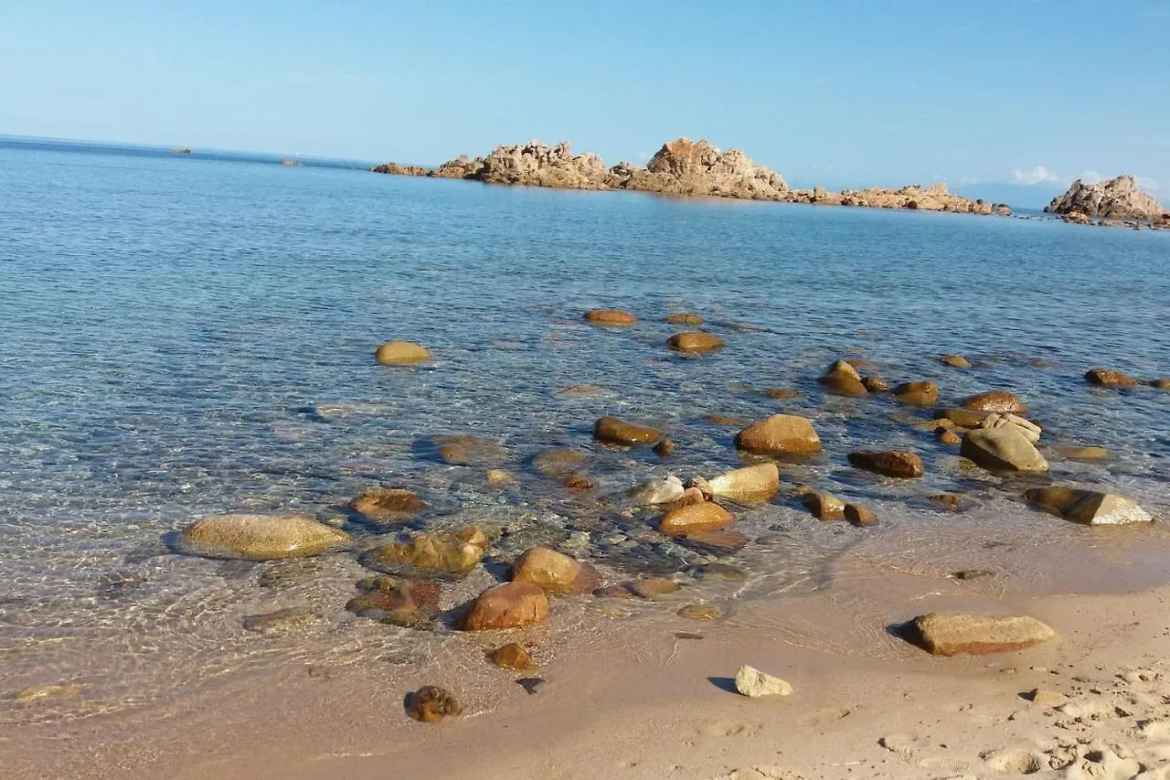 Un Angolo Di Paradiso A Pochi Passi Dal Mare Nel Villaggio Calarossa Isola Rossa  Dom wakacyjny Isola Rossa (Sassari)